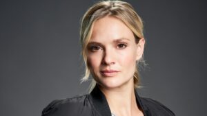 Пиа Щутценщайн в ролята на Вики Райсингер, полицейски комисар